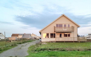 3 Bedroom Gorgeous Apartment In Borhaug